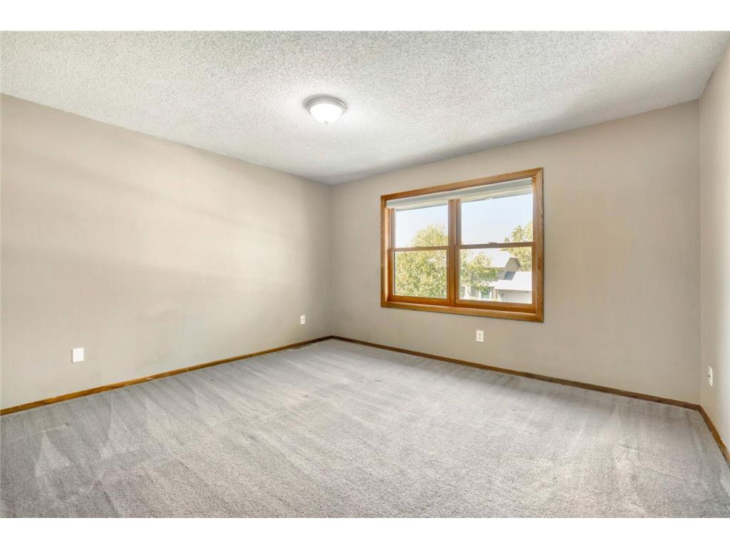 1412 Rushmore Crescent Burnsville MN 55306 7062513 image34