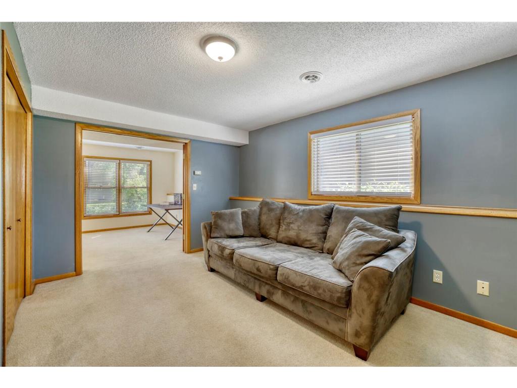 1412 Rushmore Crescent Burnsville MN 55306 7062513 image38