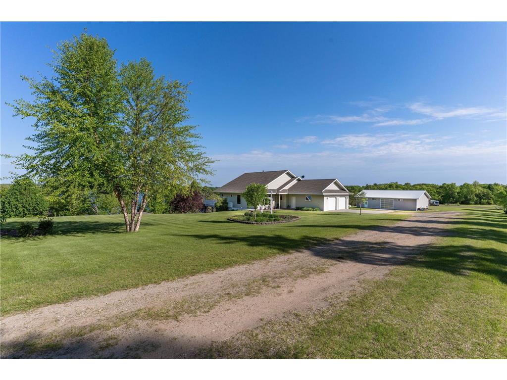 14124 E Eagle Lake Road Battle Lake MN 56515 7059863 image3