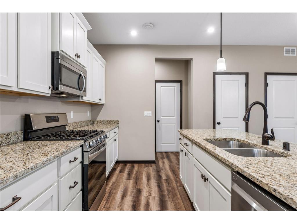 1413 100th Avenue NW Coon Rapids MN 55433 7031906 image17