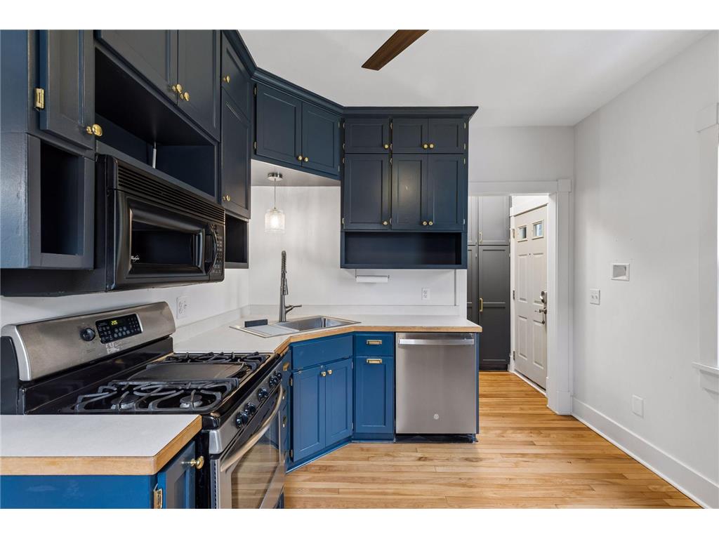 1413 Como Avenue Saint Paul MN 55108 7055812 image24