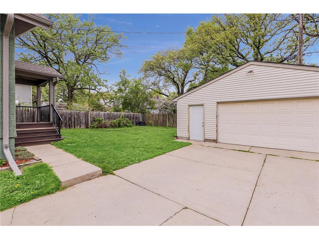 1413 Como Avenue Saint Paul MN 55108 7055812 image53