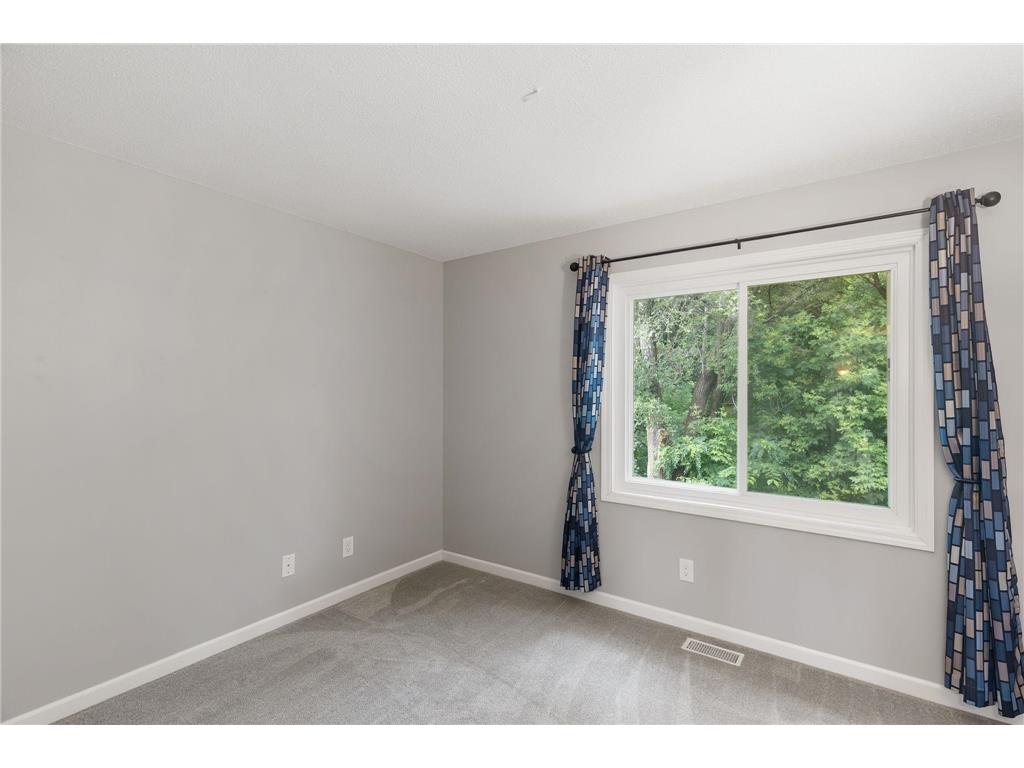 1413 Farrington Street #A Saint Paul MN 55117 7105719 image13