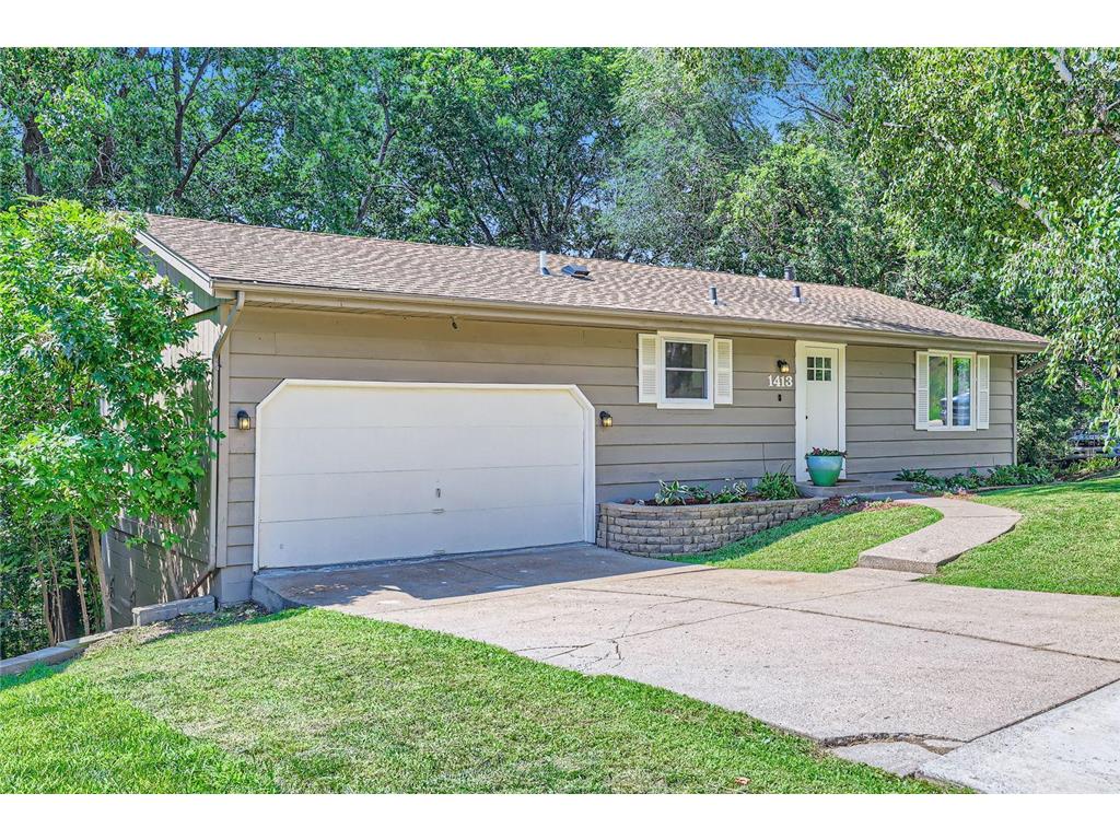 1413 Flag Avenue N Golden Valley MN 55427 6574709 image1