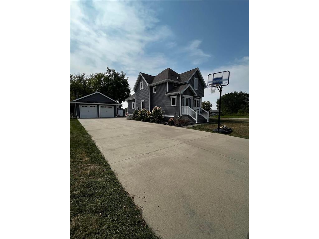 1413 Martin Road Albert Lea MN 56007 6431441 image1