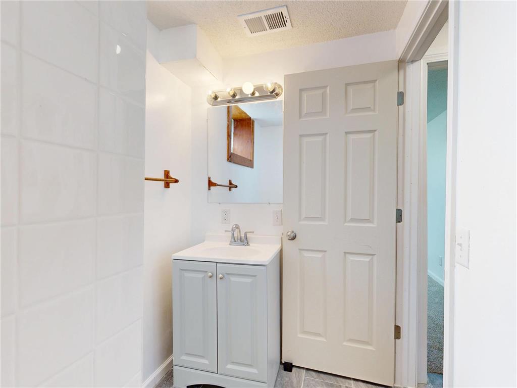 1413 Park Street Saint Paul MN 55117 7065639 image14