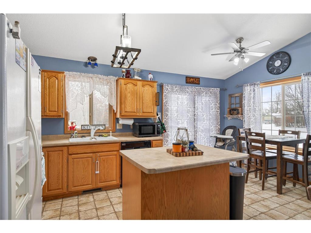 14137 314th Avenue NW Baldwin Twp MN 55371 7023066 image10