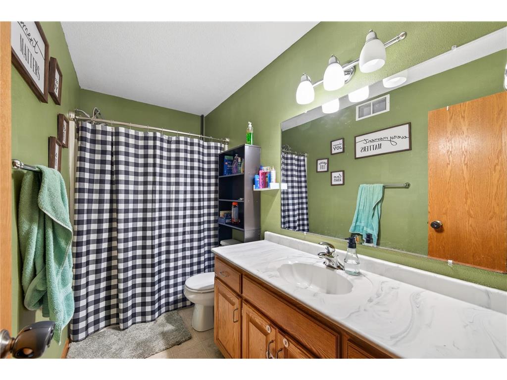 14137 314th Avenue NW Baldwin Twp MN 55371 7023066 image23