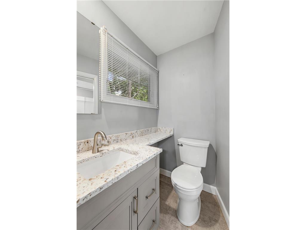 14137 Glenridge Road Minnetonka MN 55345 7048537 image32