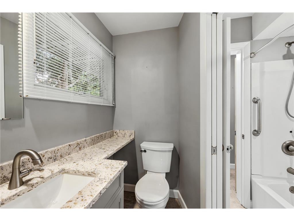 14137 Glenridge Road Minnetonka MN 55345 7048537 image33