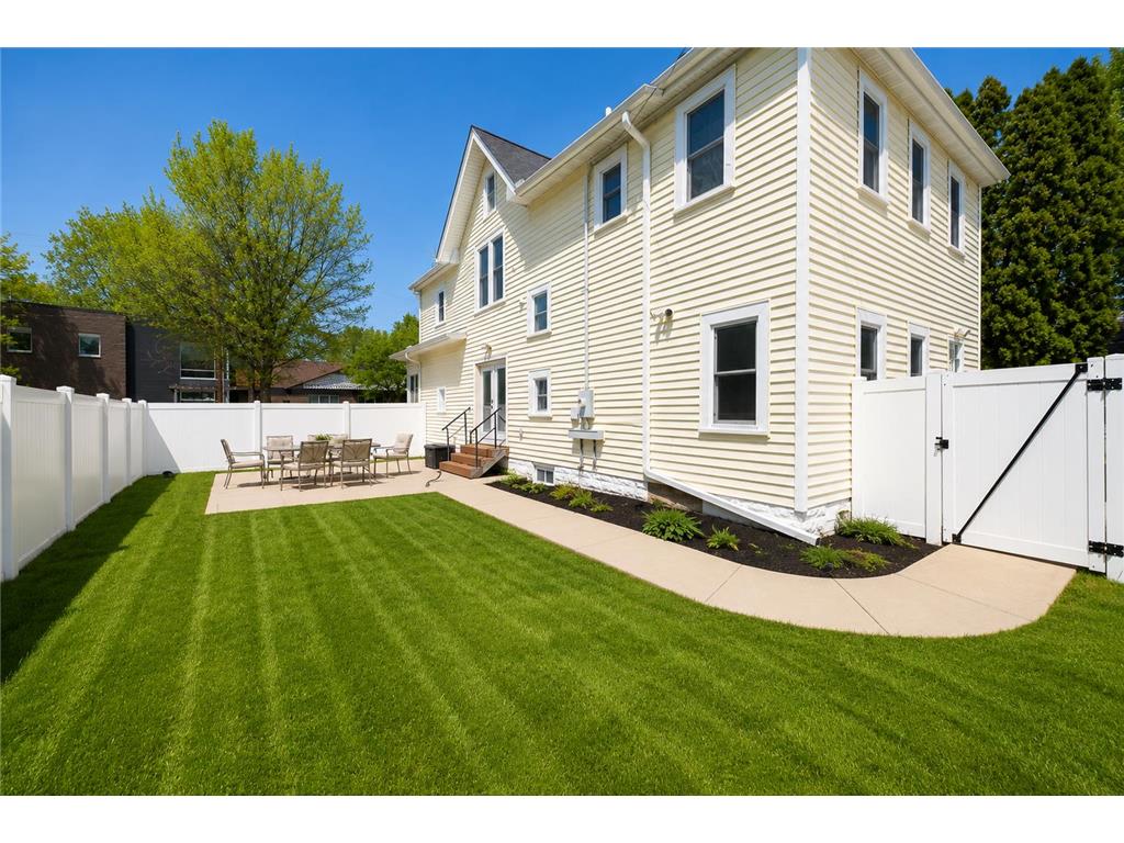 1414 Xerxes Avenue N Minneapolis MN 55411 7076382 image1