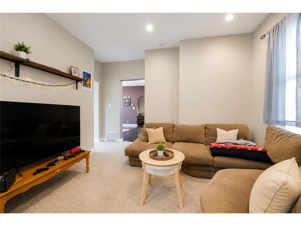 1414 Xerxes Avenue N Minneapolis MN 55411 7076382 image11
