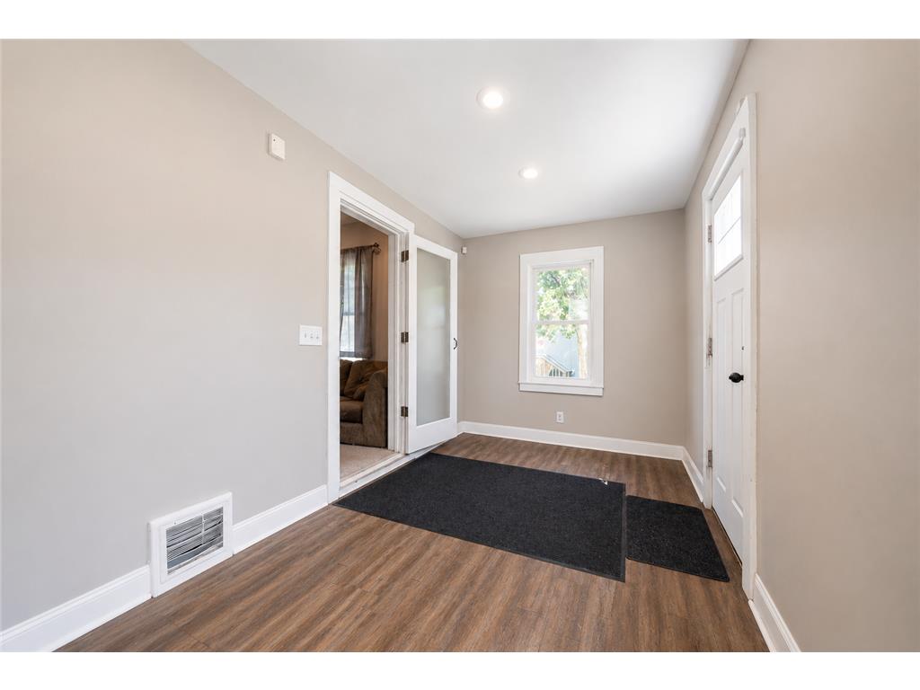1414 Xerxes Avenue N Minneapolis MN 55411 7076382 image14