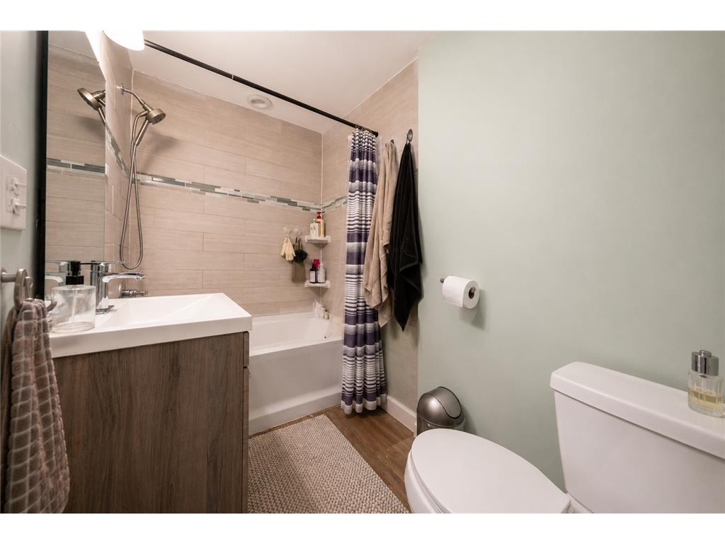 1414 Xerxes Avenue N Minneapolis MN 55411 7076382 image18