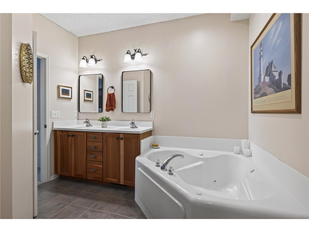 14143 54th Avenue N Plymouth MN 55446 7060938 image20