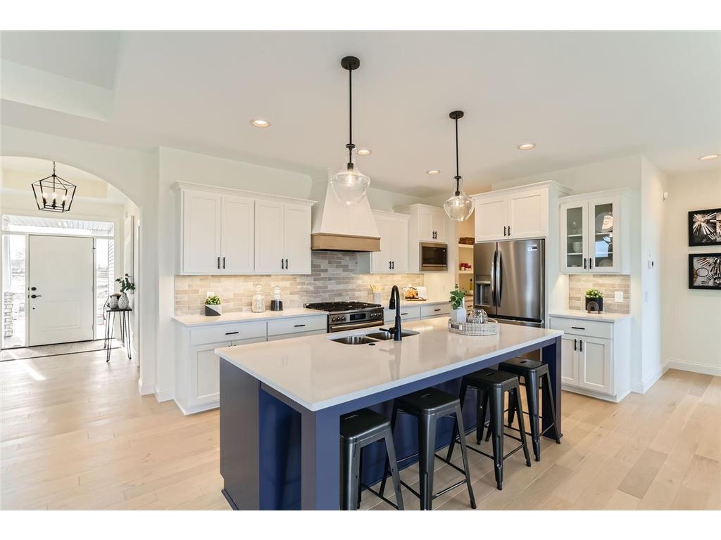 14145 Natchez Avenue Savage MN 55378 - Credit River 6791197 image1