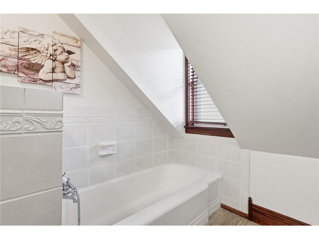 1415 44th Avenue N Minneapolis MN 55412 7072118 image17