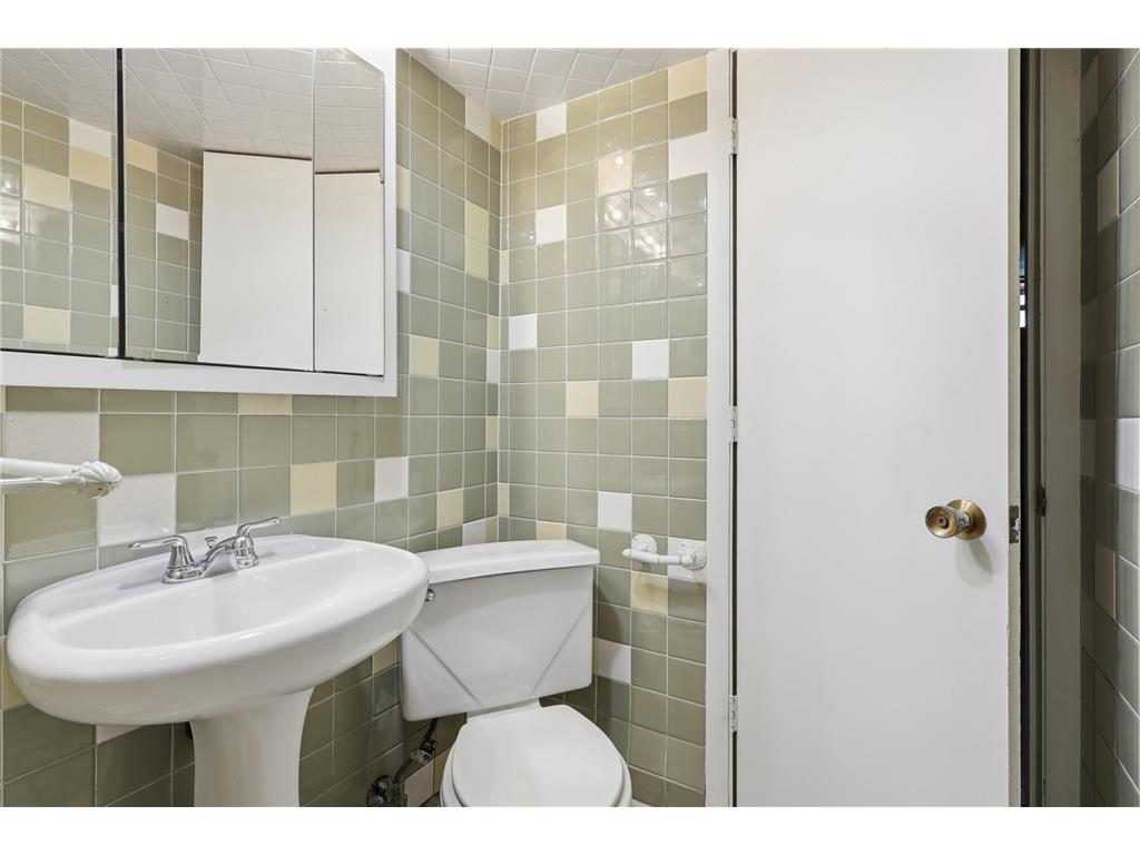 1415 44th Avenue N Minneapolis MN 55412 7072118 image22