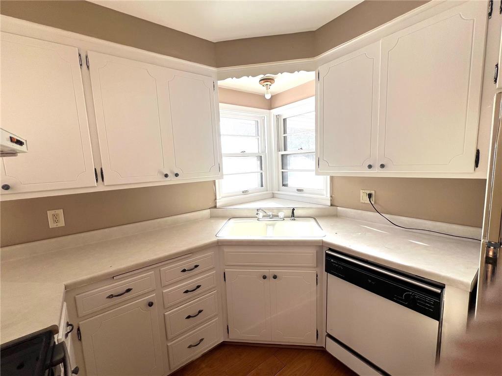 1415 Burke Avenue W Roseville MN 55113 7012032 image7