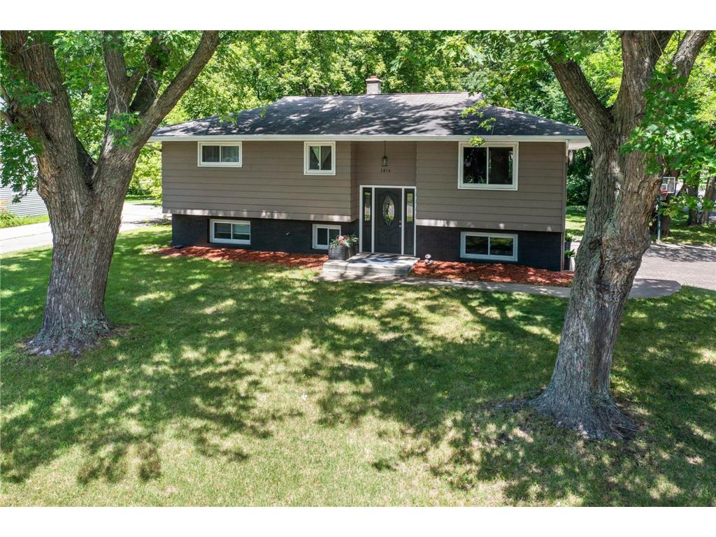 1415 County Road E W Arden Hills MN 55112 6746865 image1