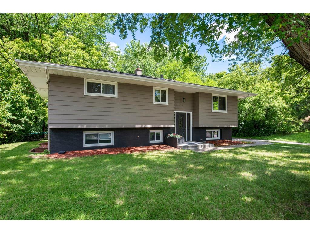 1415 County Road E W Arden Hills MN 55112 6746865 image2