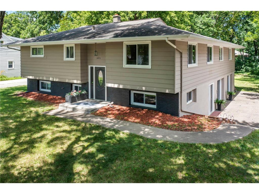 1415 County Road E W Arden Hills MN 55112 6746865 image3