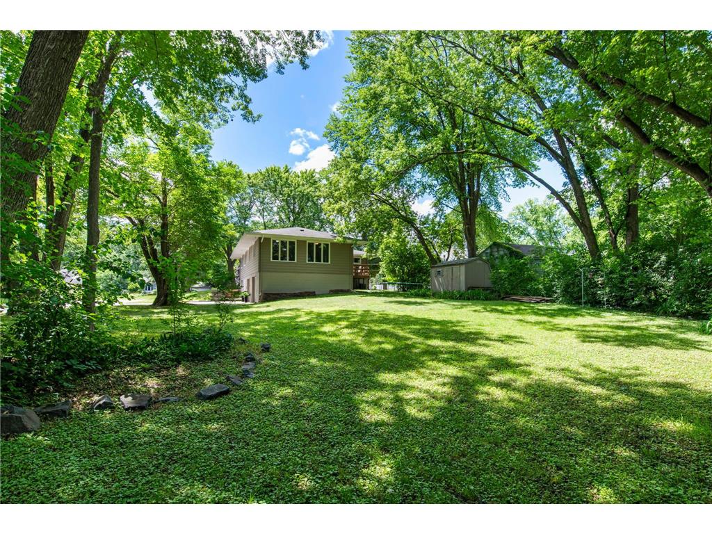 1415 County Road E W Arden Hills MN 55112 6746865 image36