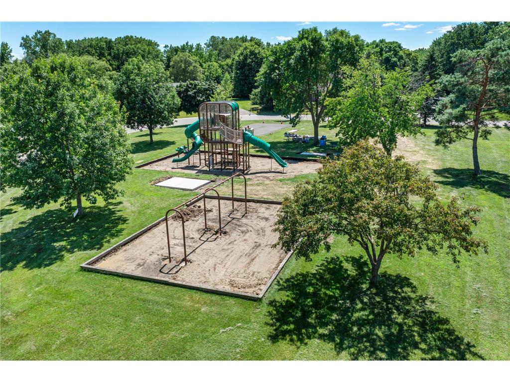 1415 County Road E W Arden Hills MN 55112 6746865 image38