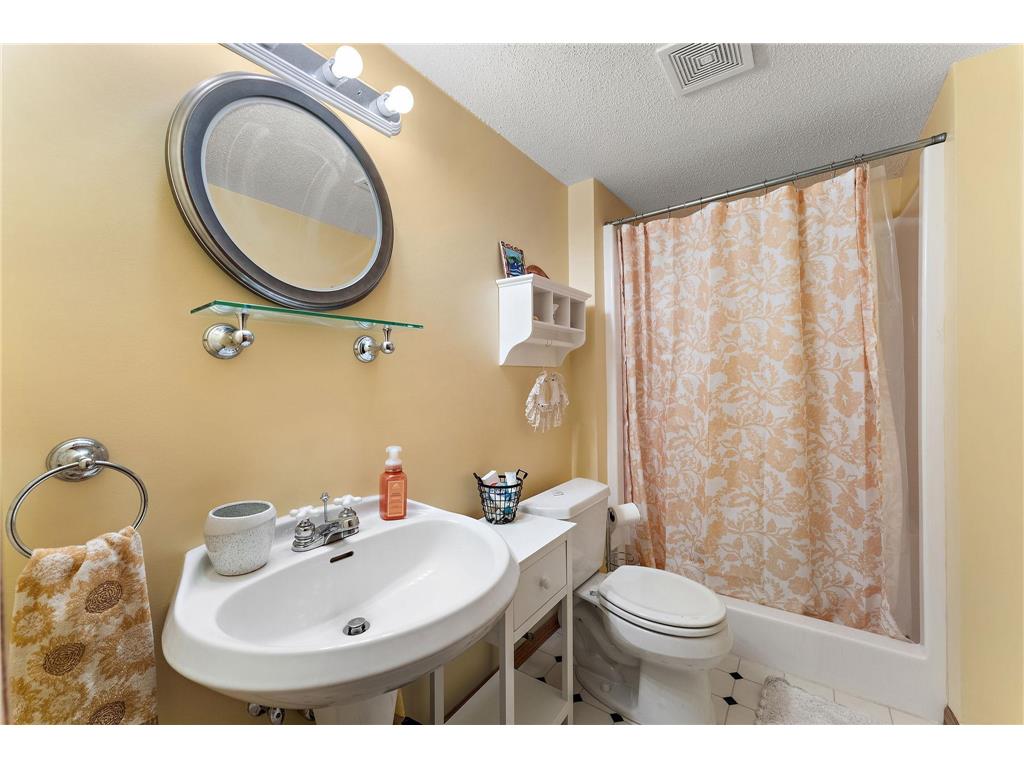 1415 Sherman Lake Road Lino Lakes MN 55038 7034762 image40