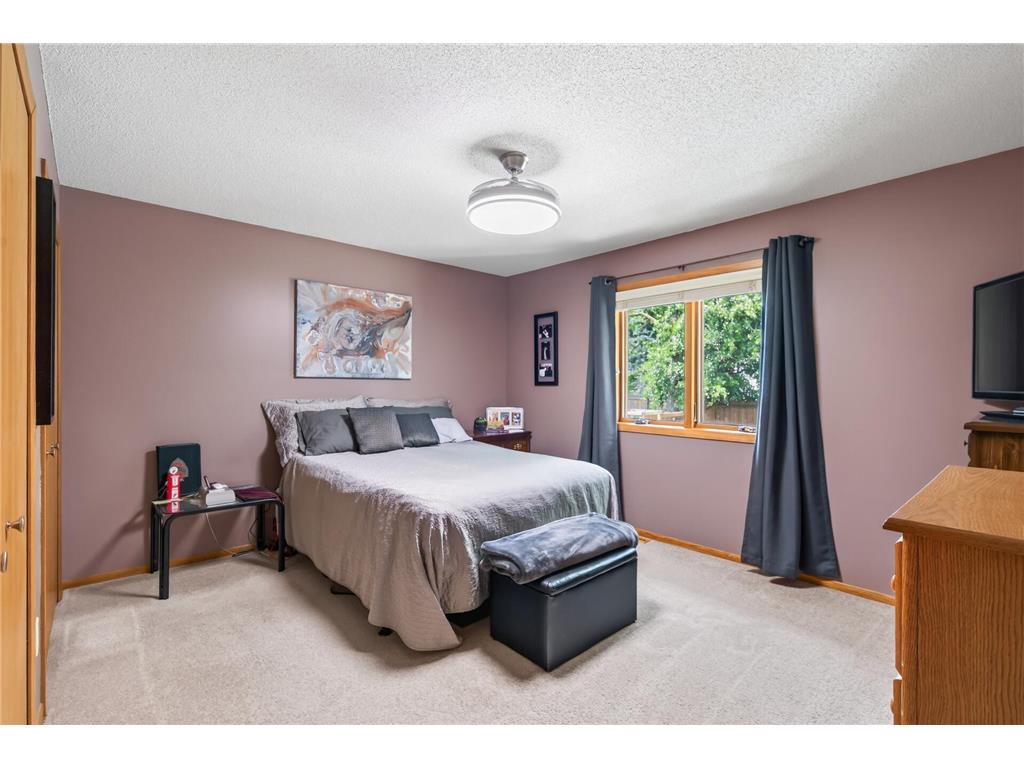1415 Sycamore Lane N Plymouth MN 55441 7111310 image21