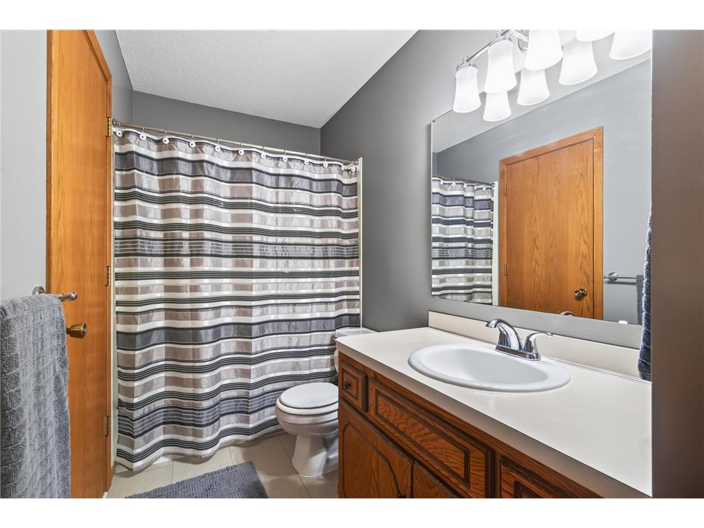 1415 Sycamore Lane N Plymouth MN 55441 7111310 image25