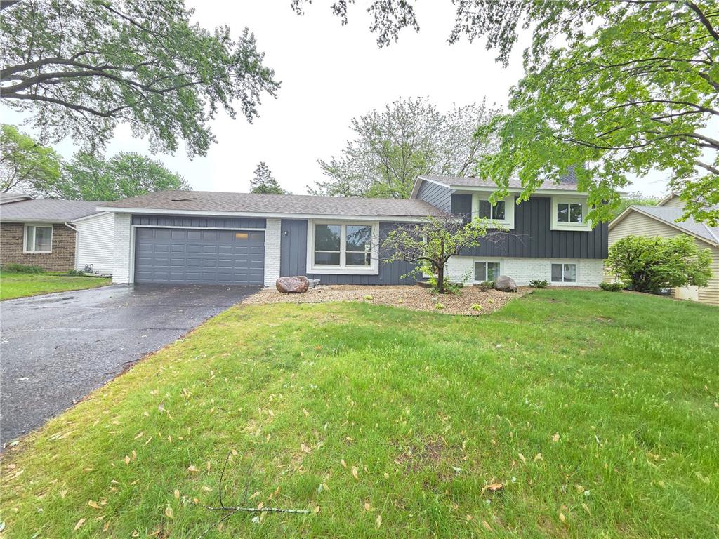 14150 Elgin Court Apple Valley MN 55124 6724858 image1
