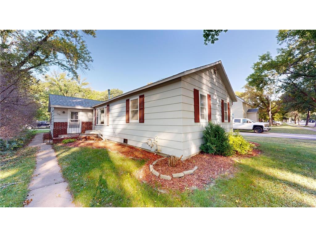 1416 7th Street SW Willmar MN 56201 6603246 image1