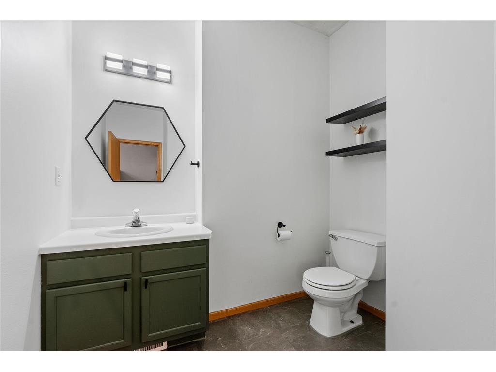 1416 Mcandrews Road E Burnsville MN 55337 7088781 image8
