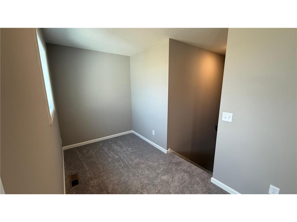 1417 192nd Avenue NE East Bethel MN 55011 7070962 image14