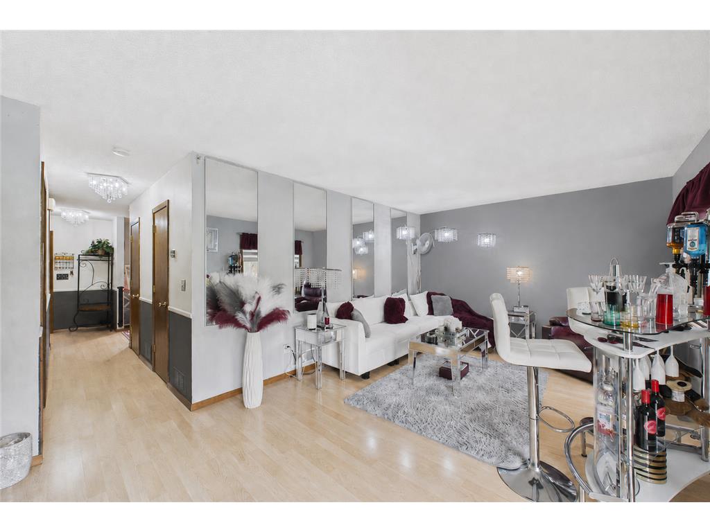 1417 63rd Lane Brooklyn Center MN 55430 7061413 image10