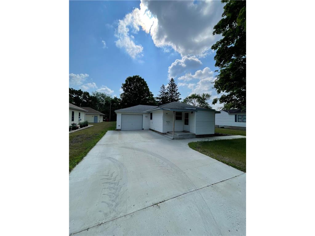 1417 Ash Street Alexandria Twp MN 56308 6394349 image1