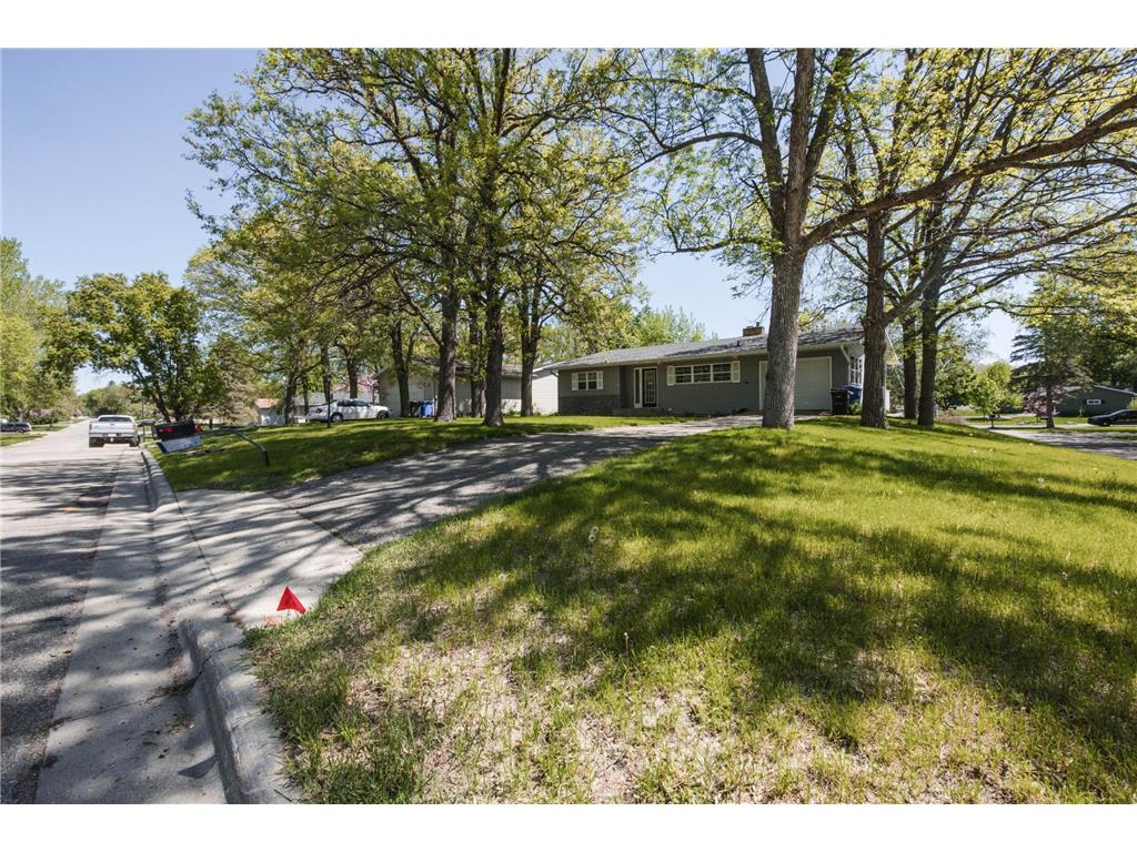 1417 Long Avenue Detroit Lakes MN 56501 7081149 image63