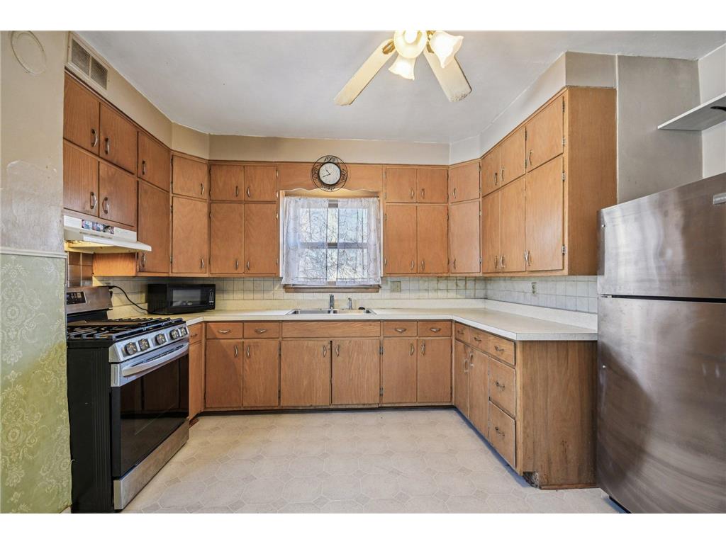 1417 Marion Street Saint Paul MN 55117 7016441 image14