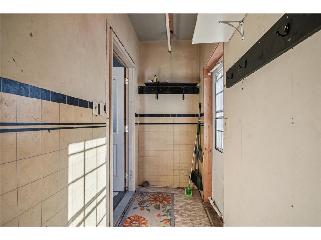 1417 Marion Street Saint Paul MN 55117 7056507 image35