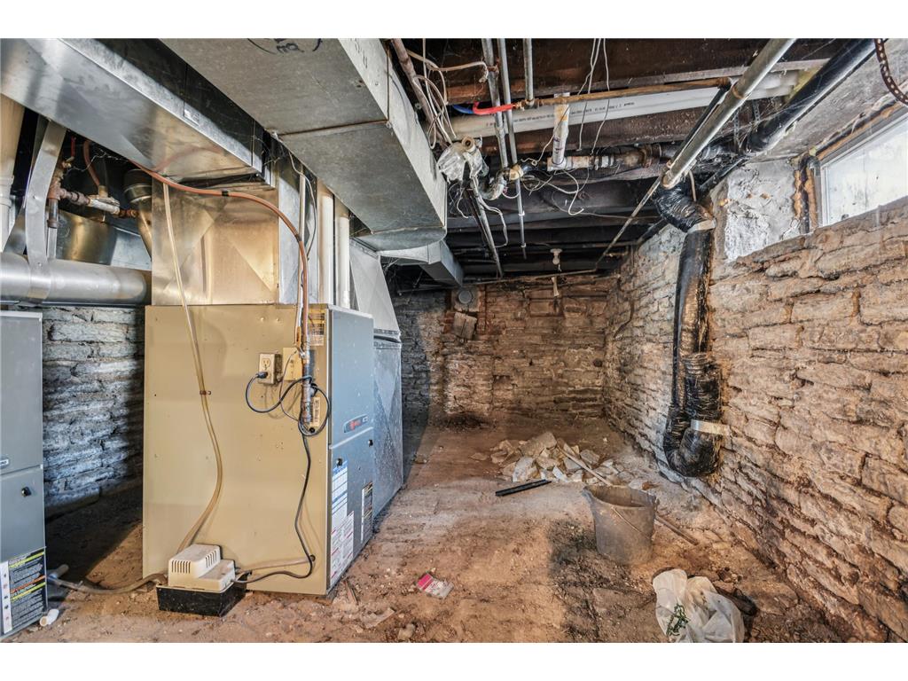 1417 Marion Street Saint Paul MN 55117 7056507 image38