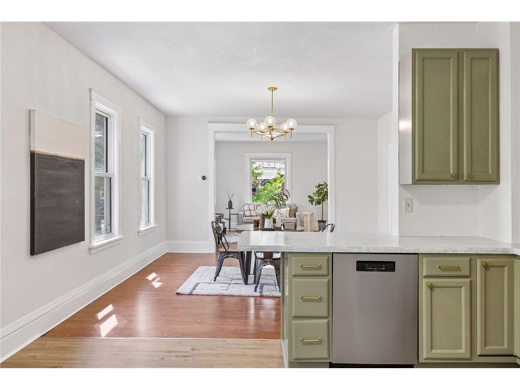 1417 Monroe Street NE Minneapolis MN 55413 7078245 image15