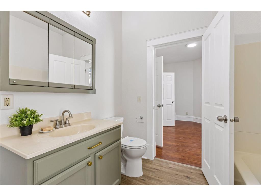 1417 Monroe Street NE Minneapolis MN 55413 7078245 image18