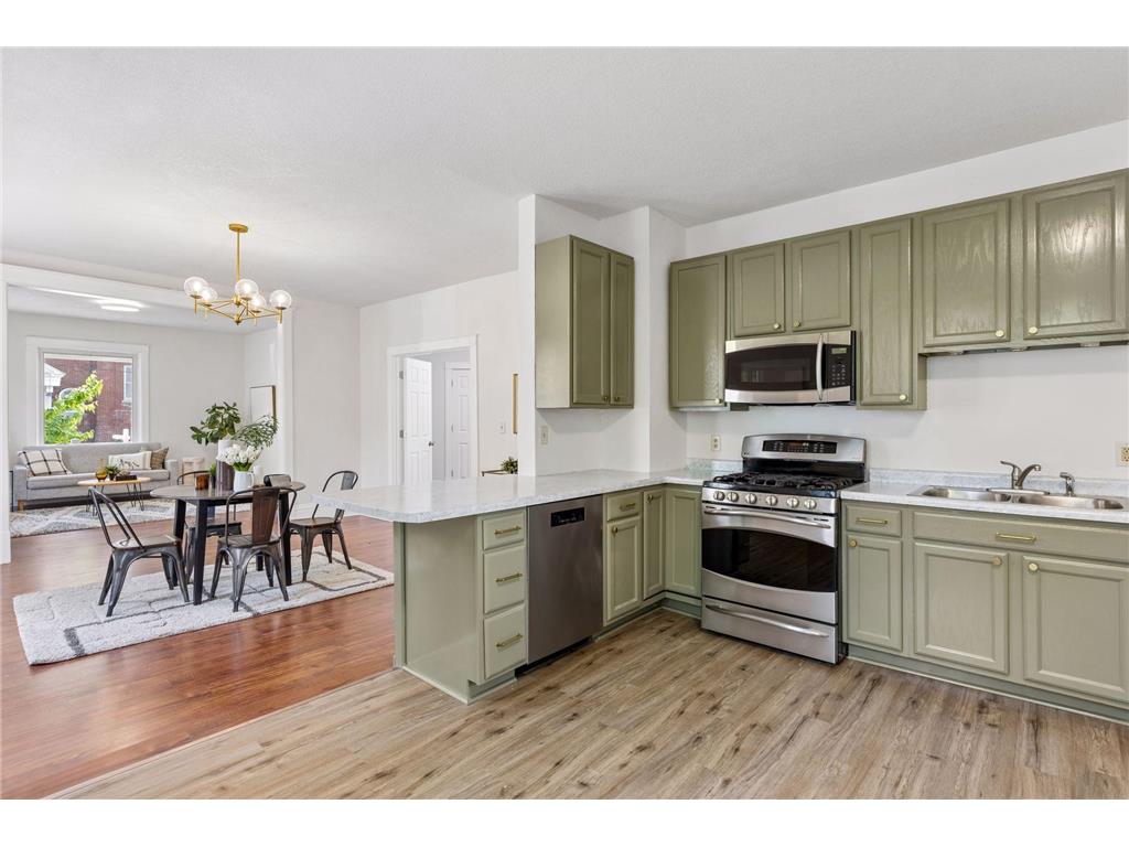 1417 Monroe Street NE Minneapolis MN 55413 7078245 image7