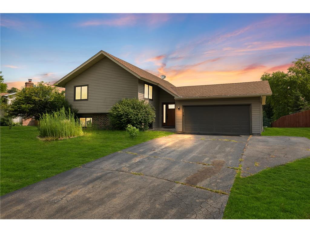 1417 Raleigh Drive Burnsville MN 55337 7112468 image3