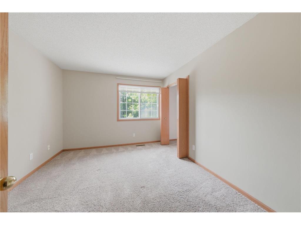 14172 Plymouth Avenue #28 Burnsville MN 55337 7085987 image14