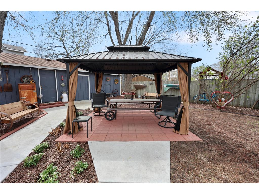 1418 7th Street N Saint Cloud MN 56303 7062119 image4