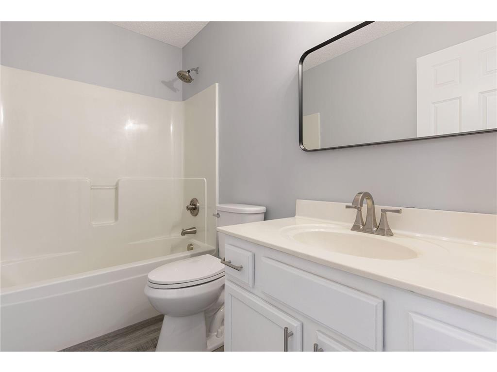 1418 Bluff Street Dundas MN 55019 6725187 image38