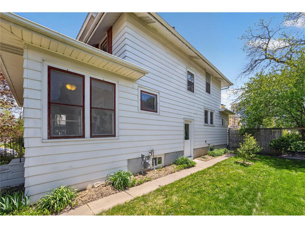 1418 Center Street W Rochester MN 55902 7070870 image30