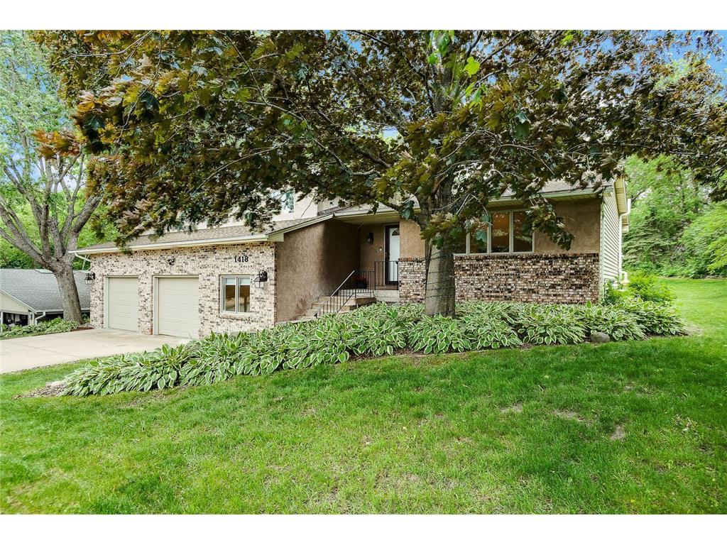 1418 Indian Oaks Trail, Arden Hills, MN 55112 MLS 6205453 Edina Realty